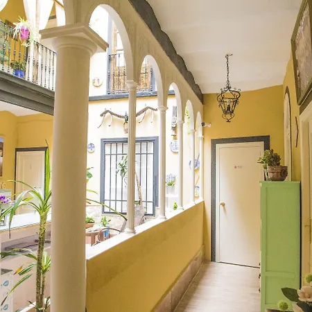 Pensión Internacional 3*